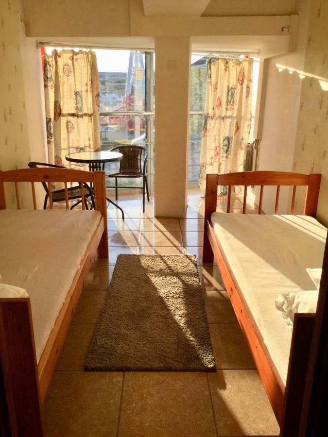 Harbour Hub Hostel Tallinn Ngoại thất bức ảnh